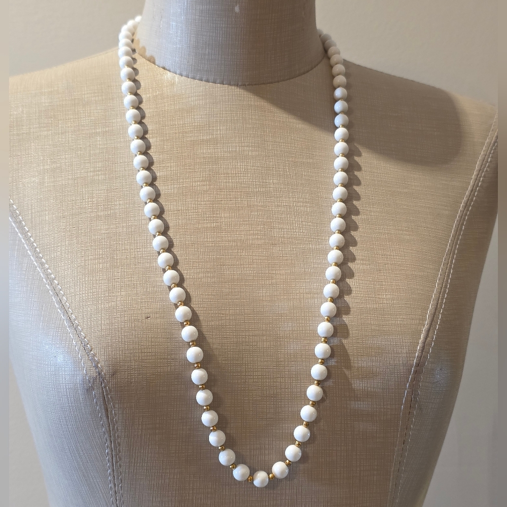 Vintage (70's) Monet *Signed* White & Gold-tone Beaded Necklace.